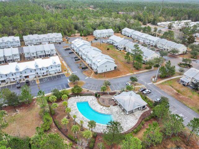 3 bedroom Townhouse at 406 Date Palm Lane, Verandas Of Freeport, The, Freeport — photo 3