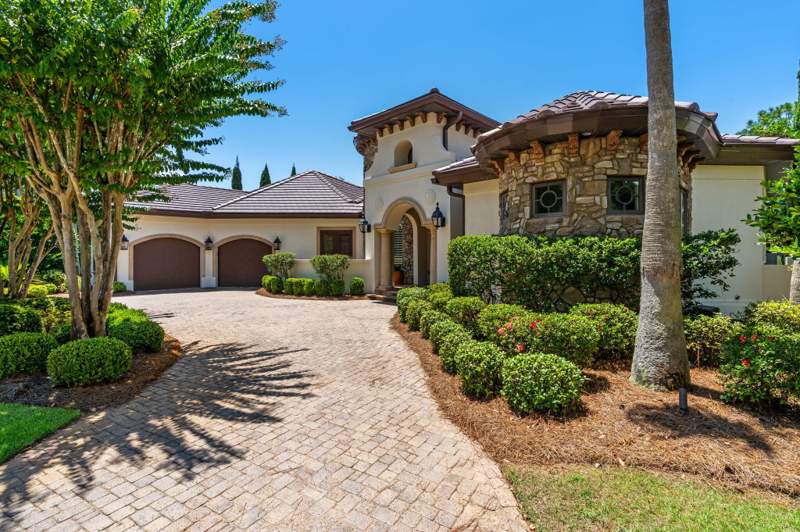 3 bedroom Detached Single Family at 3580 Preserve Drive, Burnt Pine, Miramar Beach — photo 4