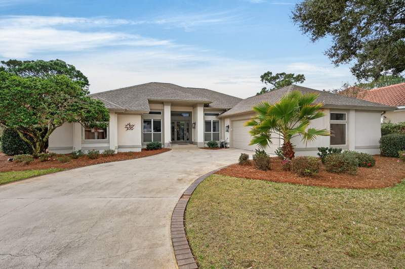 3 bedroom Detached Single Family at 379 Golfview Drive, Golf View, Miramar Beach — photo 2