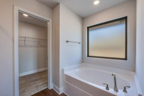 5839 Crestlake Drive, Crestview FL - photo 24 of 43