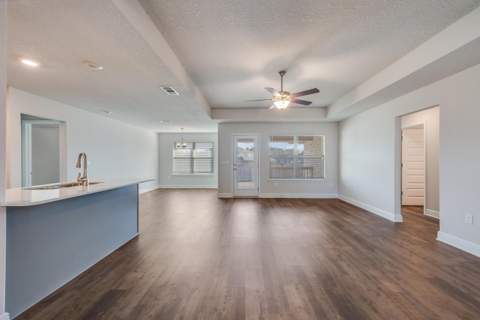 5839 Crestlake Drive, Crestview FL - photo 6 of 43