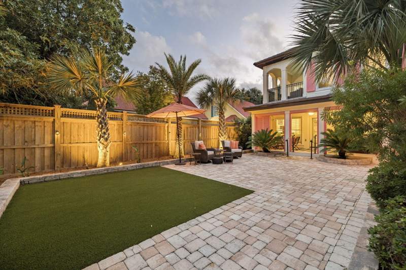 3 bedroom Detached Single Family at 61 Rue Caribe, Caribe, Miramar Beach — photo 4