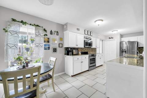 1068 Windmill Drive, Fort Walton Beach FL - photo 16 of 30
