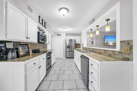 1068 Windmill Drive, Fort Walton Beach FL - photo 17 of 30