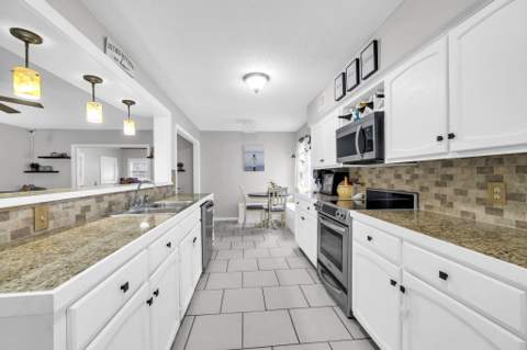 1068 Windmill Drive, Fort Walton Beach FL - photo 18 of 30