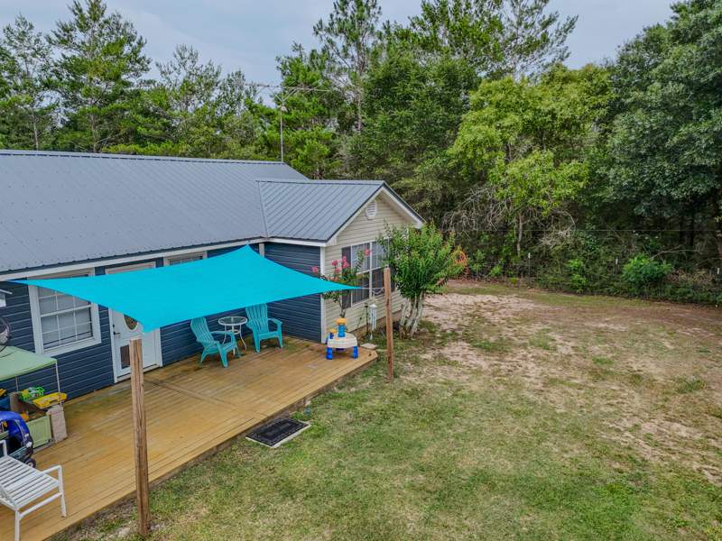 4 bedroom Detached Single Family at 899 Girl Scout Road, Oakwood Hills, DeFuniak Springs — photo 2