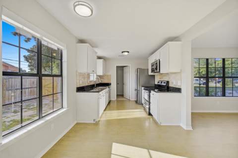 710 Swan Lane, Destin FL - photo 8 of 62