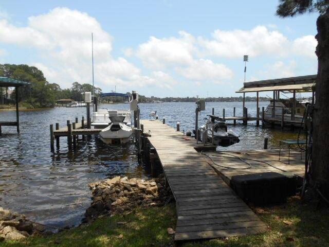 Woodland Shores