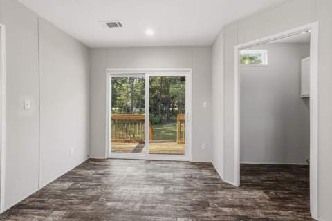 75 W Fernwood Court, DeFuniak Springs FL - photo 10 of 26