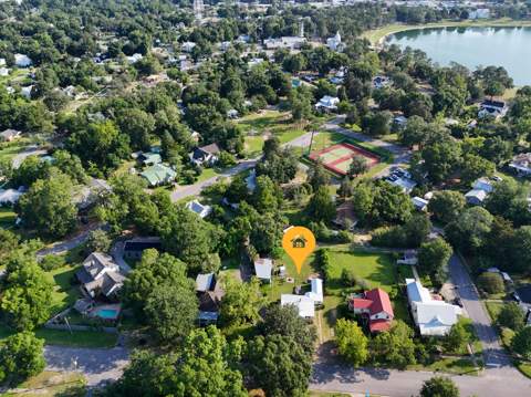 347 Park Avenue, DeFuniak Springs FL - photo 7 of 32