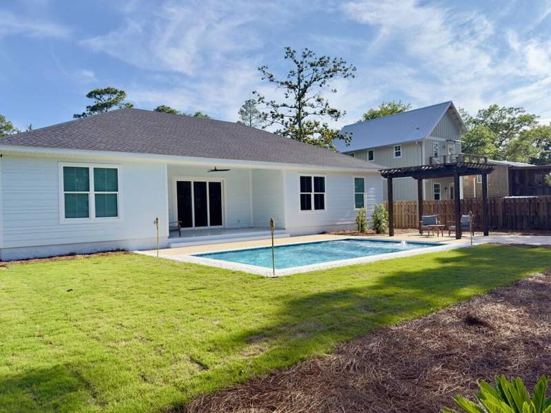 4 bedroom Detached Single Family at 8 Peachtree Circle, Peachtree Farms Unrec, Santa Rosa Beach — photo 2