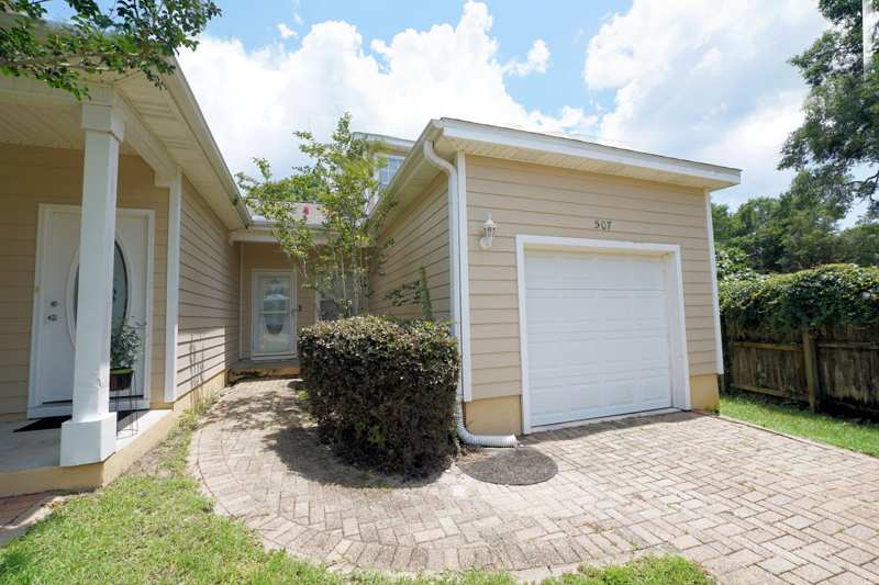 3 bedroom Townhouse at 507 31st Street, Busey's Place, Niceville — photo 1