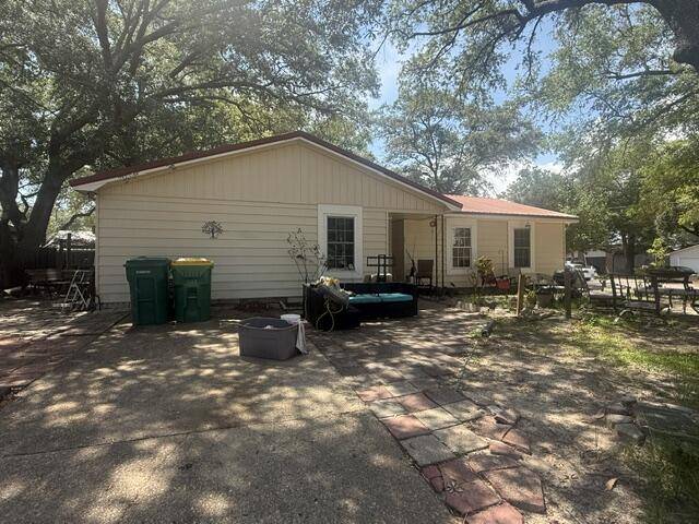 301 Goldenrod Court