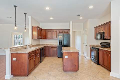201 Seneca Trail, Crestview FL - photo 15 of 44