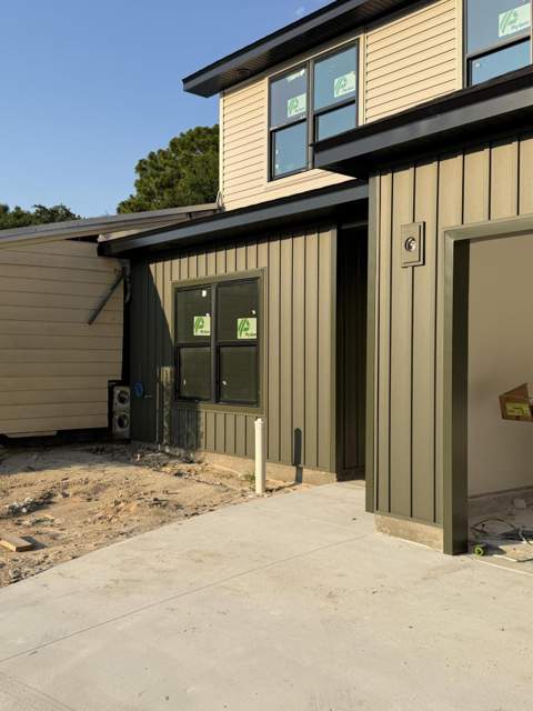 901 Holbrook Circle, Fort Walton Beach FL - photo 9 of 11