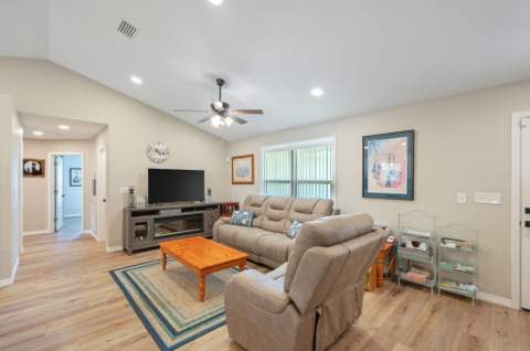 1154 Oakwood Lakes Boulevard, DeFuniak Springs FL - photo 15 of 53