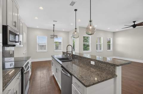 233 Calusa Boulevard, Destin FL - photo 7 of 43