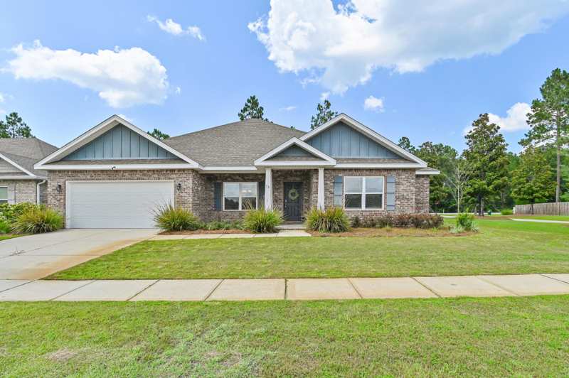 4 bedroom Detached Single Family at 18 W Sky Way, Hammock Bay, Freeport — photo 1