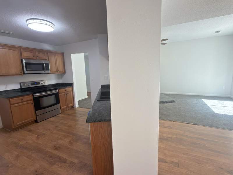 4 bedroom Detached Single Family at 5210 Moore Loop, Lee Farms Ph II, Crestview — photo 5
