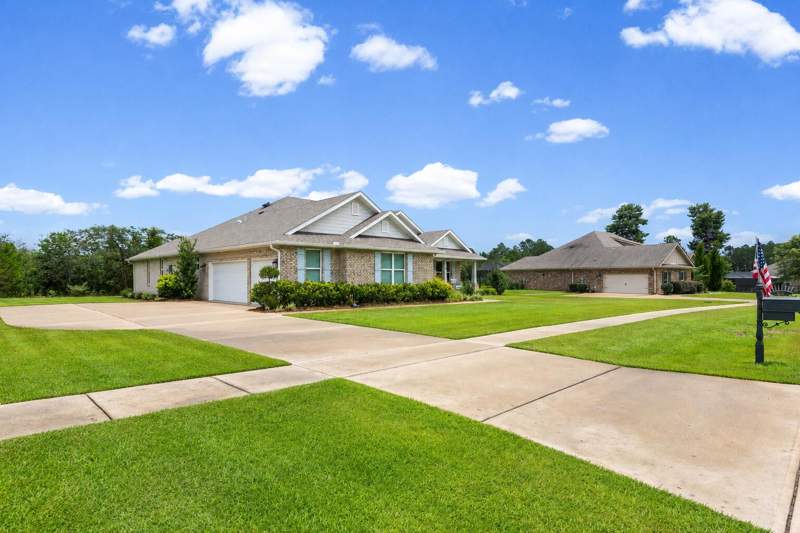 3 bedroom Detached Single Family at 64 Hollow Log Lane, Windswept Estates, Freeport — photo 3