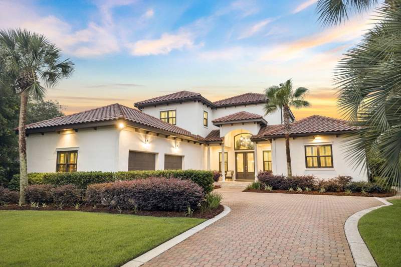 4 bedroom Detached Single Family at 555 Sea Winds Drive, BellaMar, Santa Rosa Beach — photo 3