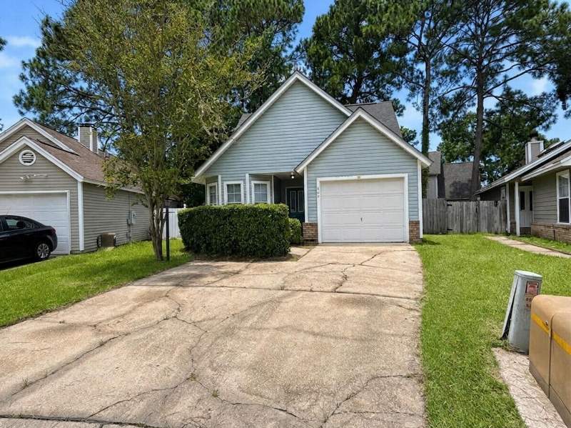 3 bedroom Detached Single Family at 409 Heritage Court, Heritage, Fort Walton Beach — photo 4