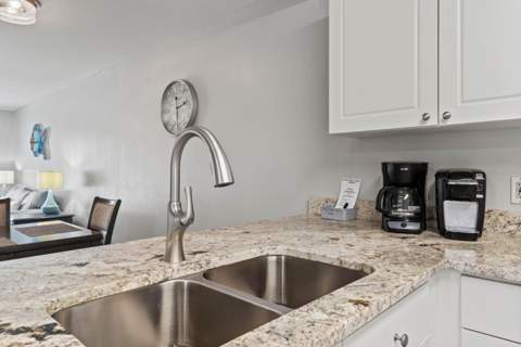 2076 Scenic Gulf Drive #Unit 2013, Miramar Beach FL - photo 13 of 28