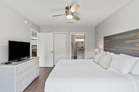 2076 Scenic Gulf Drive #Unit 2013, Miramar Beach FL - photo 17 of 28