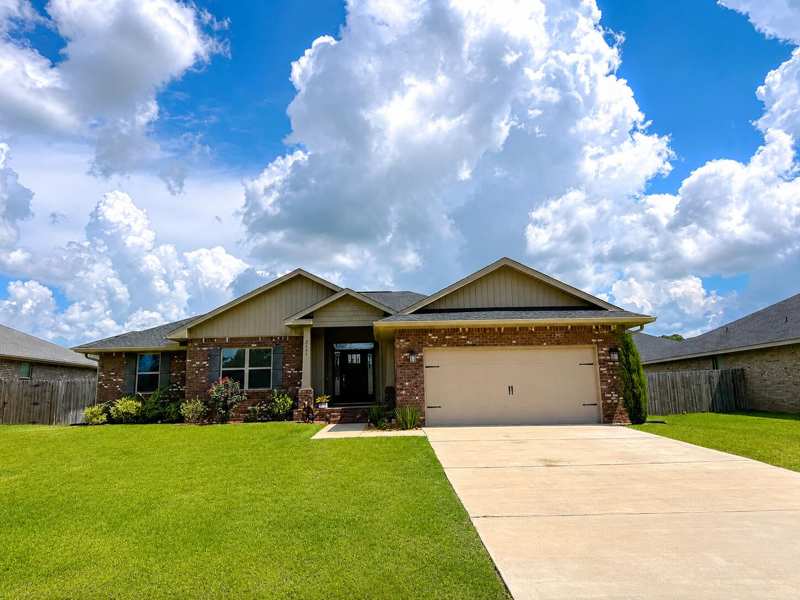 4 bedroom Detached Single Family at 2609 Prominence Lane, Silvercrest, Crestview — photo 1