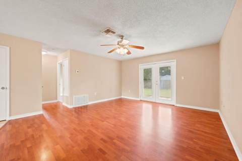 1010 Aspen Court, Fort Walton Beach FL - photo 10 of 27