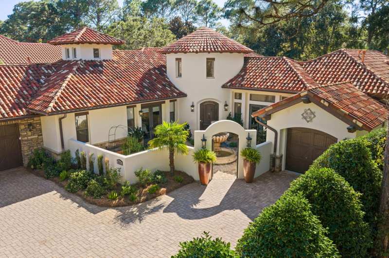 3 bedroom Detached Single Family at 3592 Preserve Lane, Burnt Pine, Miramar Beach — photo 1