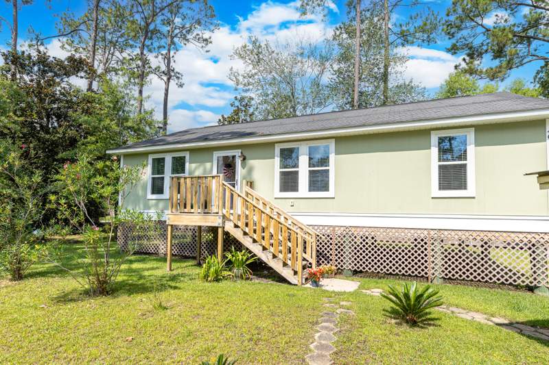 3 bedroom Detached Single Family at 40 S 4th Street, Town Of Santa Rosa, Santa Rosa Beach — photo 5
