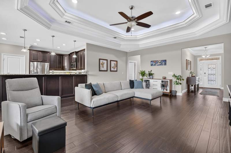 4 bedroom Detached Single Family at 2335 Cummings Drive, Majestic Oaks, Fort Walton Beach — photo 2