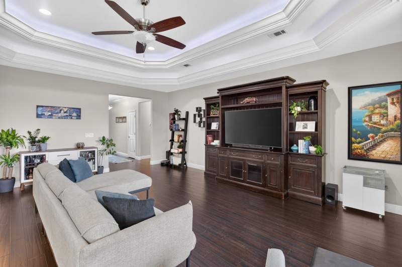 4 bedroom Detached Single Family at 2335 Cummings Drive, Majestic Oaks, Fort Walton Beach — photo 3