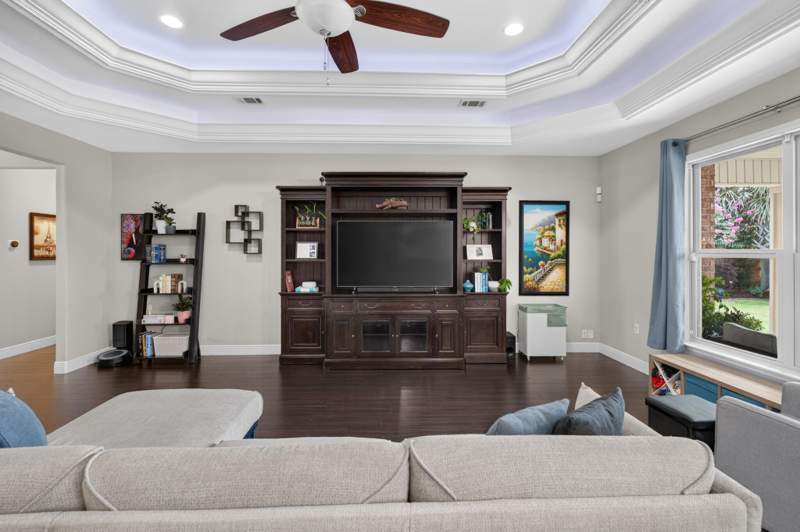 4 bedroom Detached Single Family at 2335 Cummings Drive, Majestic Oaks, Fort Walton Beach — photo 4