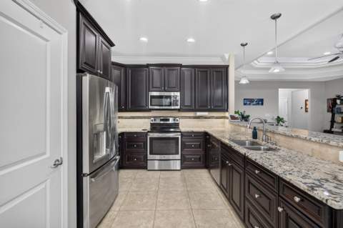 2335 Cummings Drive, Fort Walton Beach FL - photo 9 of 53