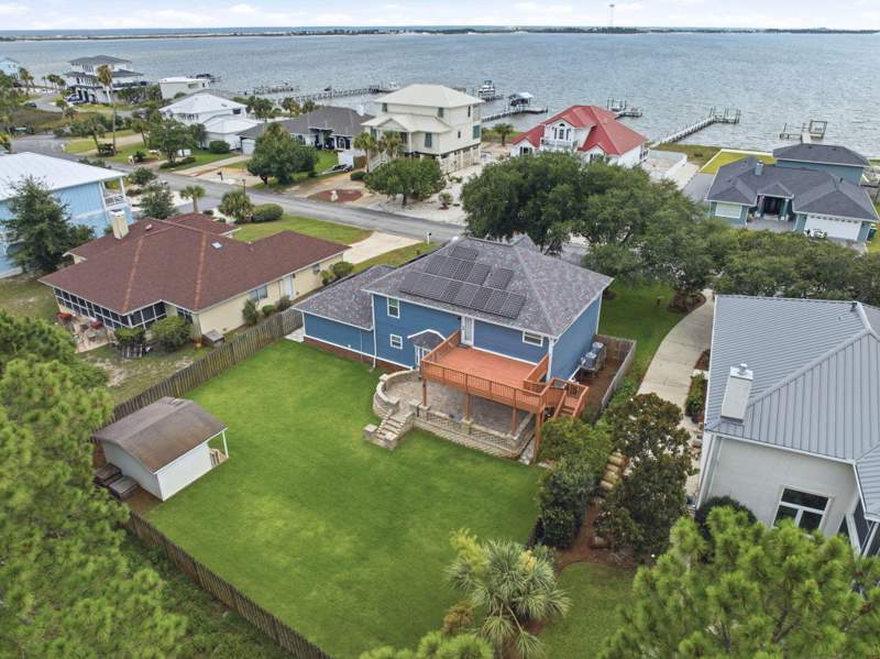 4 bedroom Detached Single Family at 159 Shoreline Drive, Emerald Pointe Plat 4, Mary Esther — photo 2