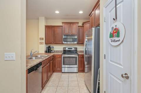 124 E Iron Horse Drive, Crestview FL - photo 15 of 37