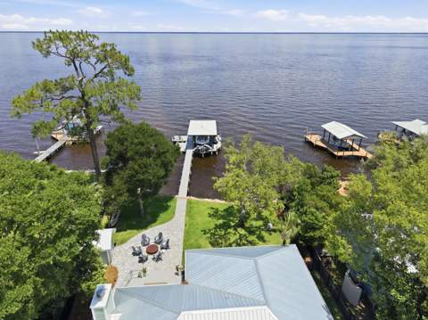 231 Bay Circle Drive, Santa Rosa Beach FL - photo 7 of 105