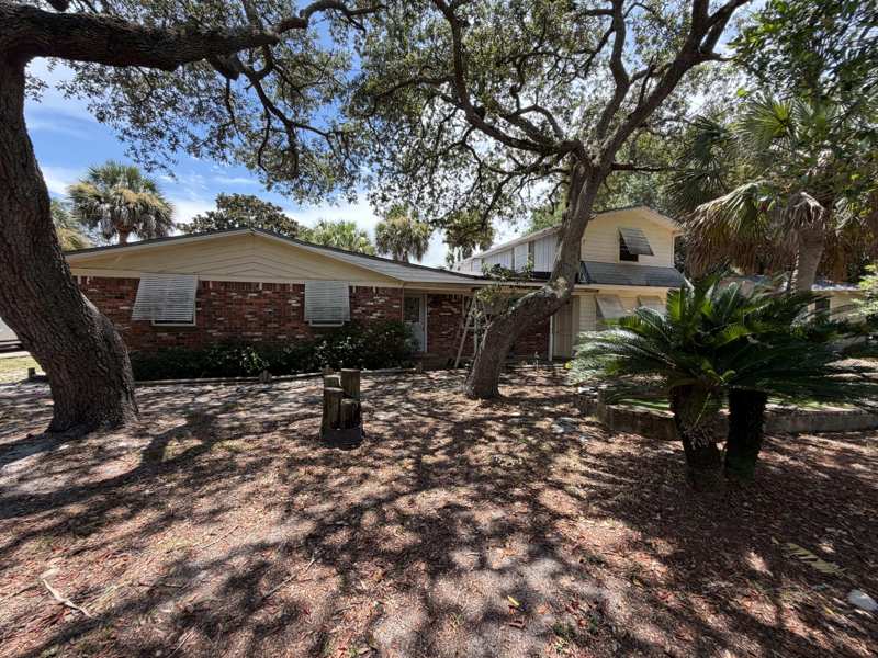 3 bedroom Detached Single Family at 300 Sibert Avenue, Calhoun S/D To Destin, Destin — photo 1