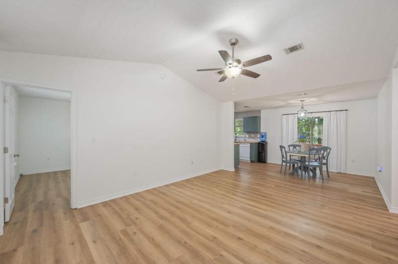 3 bedroom Detached Single Family at 114 Jeff Drive, Adams Powell, Crestview — photo 4