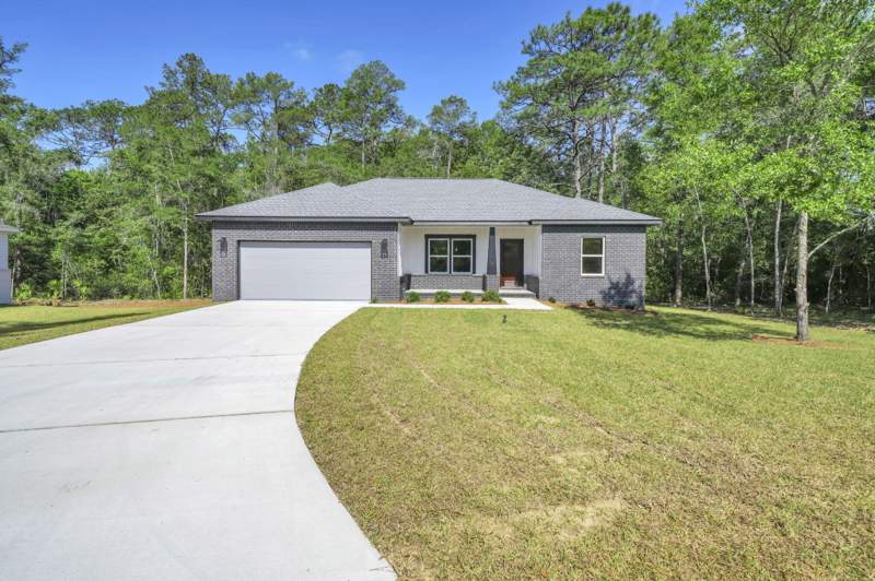 3 bedroom Detached Single Family at 193 Hunters Ridge Drive, Hunters Ridge, DeFuniak Springs — photo 3