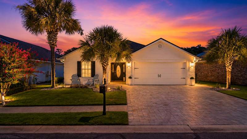 3 bedroom Detached Single Family at 440 Sandy Cay Drive, Paradise Retreat, Miramar Beach — photo 3