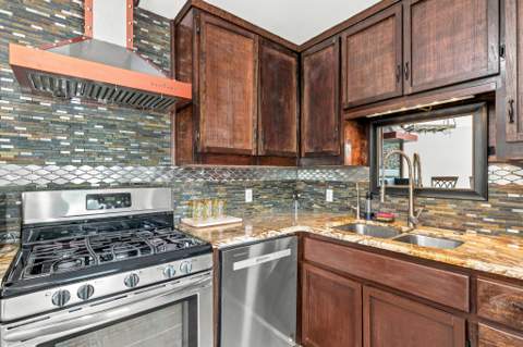 102 NW Robinwood Drive, Fort Walton Beach FL - photo 18 of 30