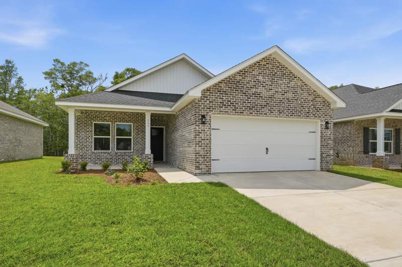 4 bedroom Detached Single Family at 111 Spooner Street, McCarthy Estates, DeFuniak Springs — photo 3