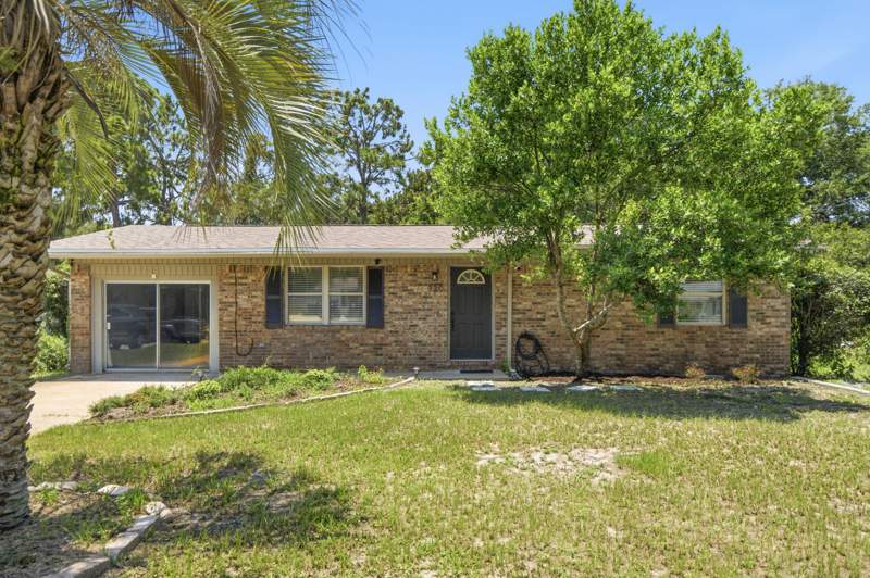 3 bedroom Detached Single Family at 320 NW Oakland Circle, Oakland Heights, Fort Walton Beach — photo 3