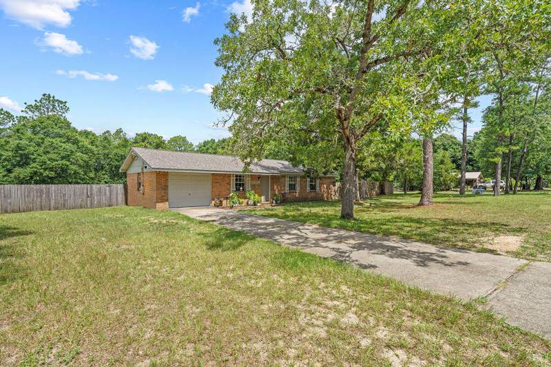 3 bedroom Detached Single Family at 5360 Monterrey Road, Crestview, Crestview — photo 4