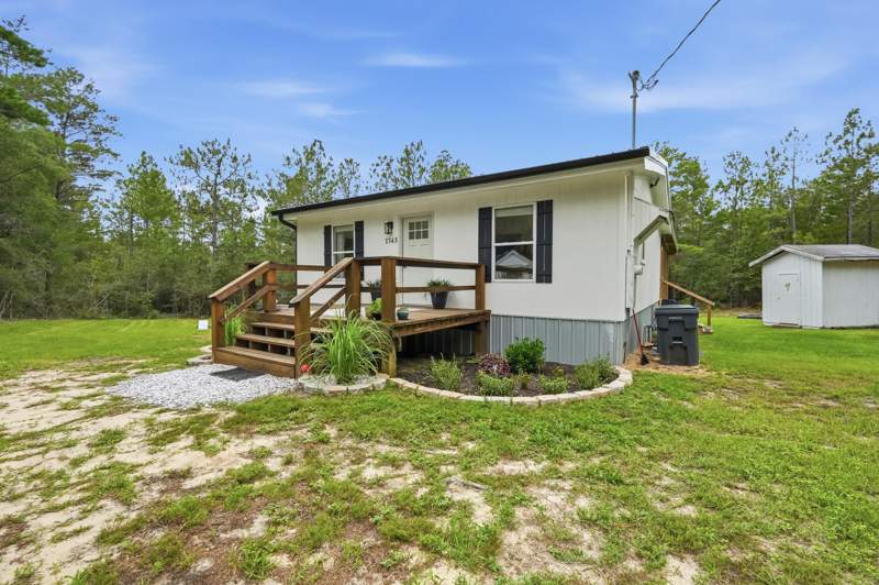 2 bedroom Detached Single Family at 1743 Hinote Road, Hinote Commons, DeFuniak Springs — photo 2