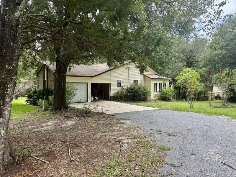 4 bedroom Detached Single Family at 5644 Old Bethel Road, Crestview, Crestview — photo 2