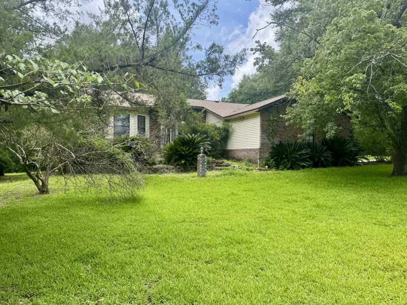 4 bedroom Detached Single Family at 5644 Old Bethel Road, Crestview, Crestview — photo 1